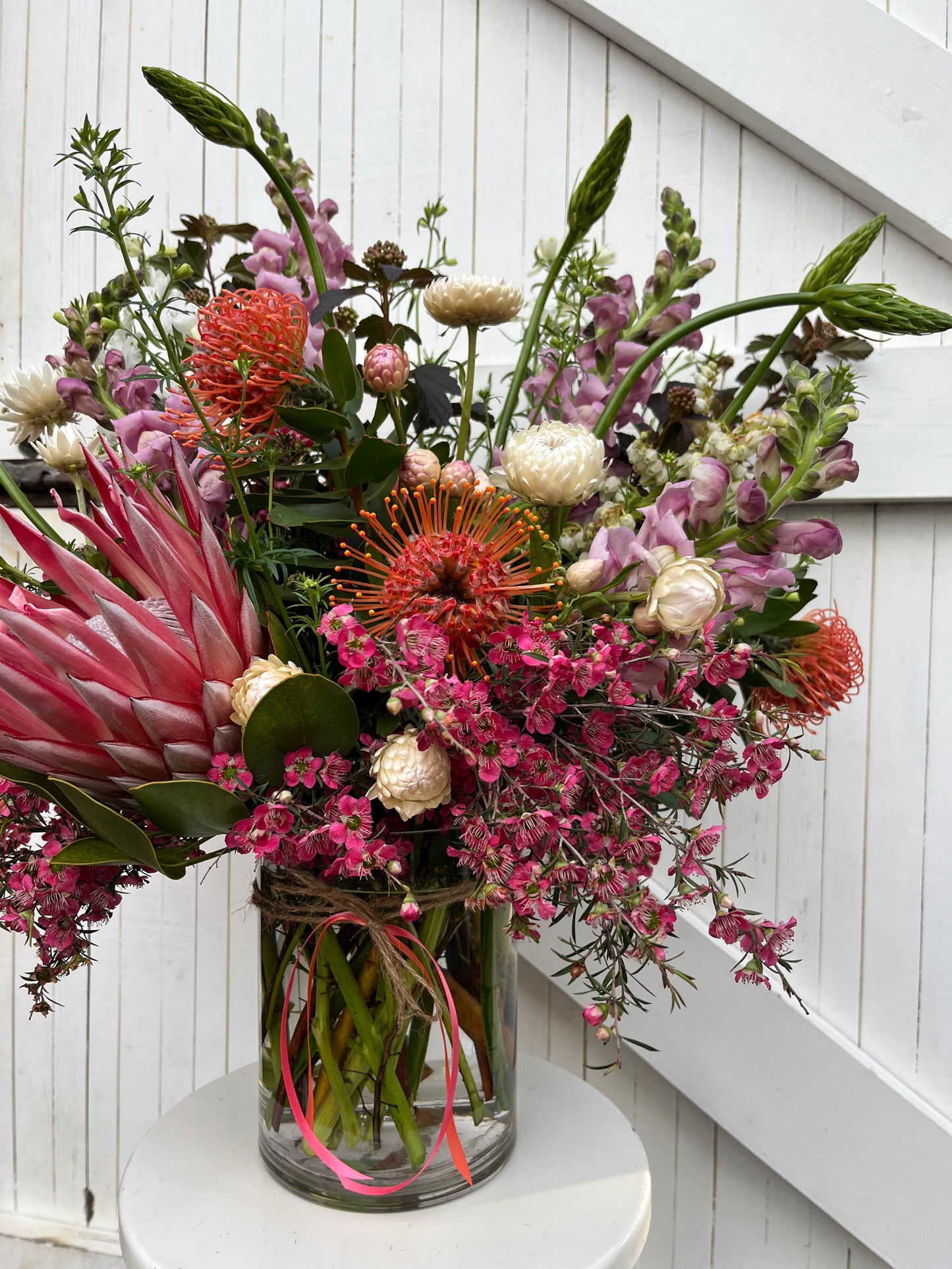 Seasonal large vase