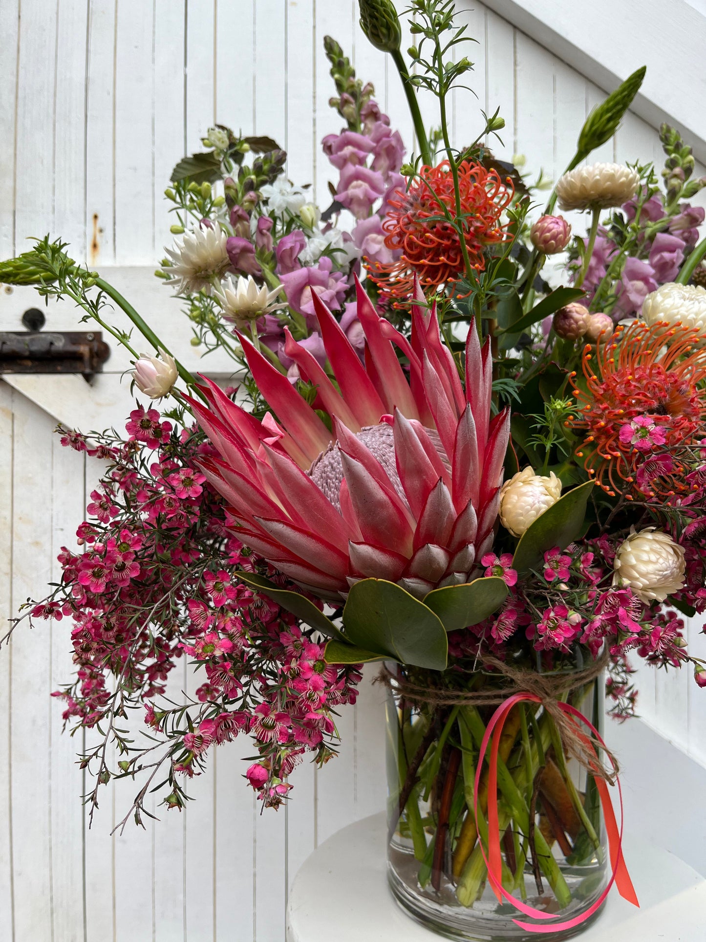 Seasonal large vase